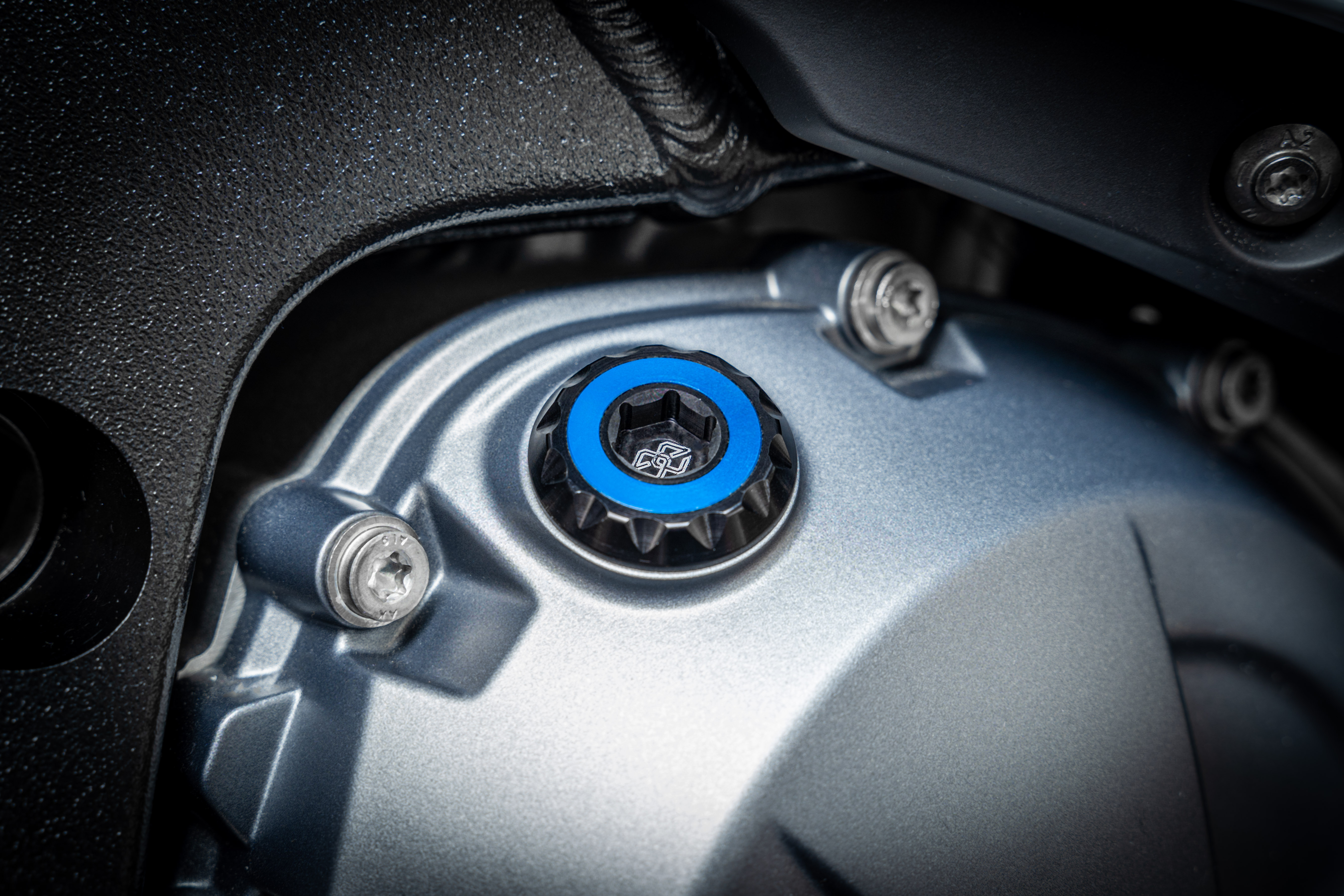 2022-04-07-BMW-M1000RR-40dy0v0gqEMyl3 Öleinfüllschraube M24X2 schwarz